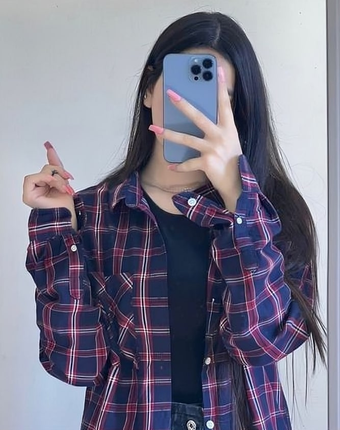 Cute girl DP mirror selfie (9)