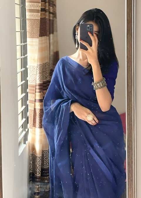 Mirror selfie dp Saree (2)