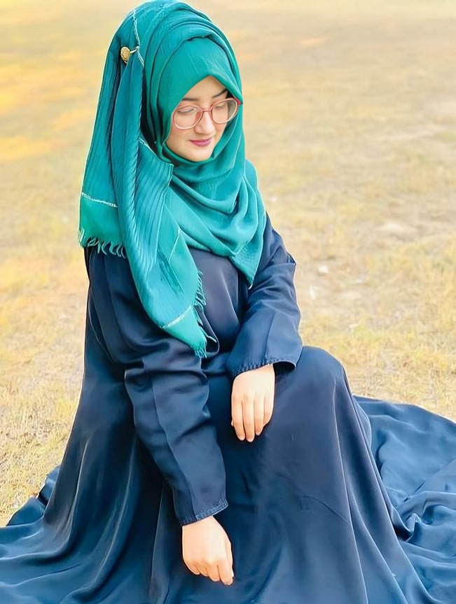 beautiful hijab girl pic dp