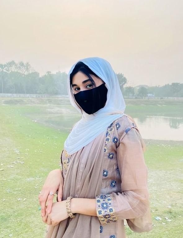 cute hijab girl pic for dp